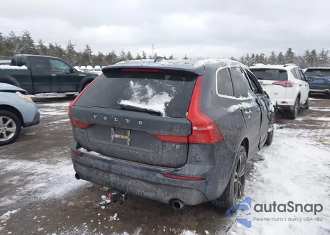 2021 Volvo Xc60 T5 Momentum z USA, uszkodzony, nr VIN YV4102RK7M1827186